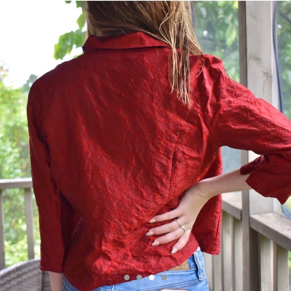 100% Silk Ann Taylor Loft Button Up - Picture 3 of 4